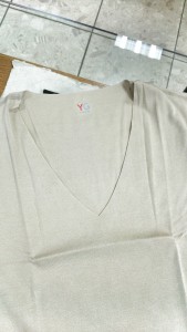 VネックTシャツ 透けにくい